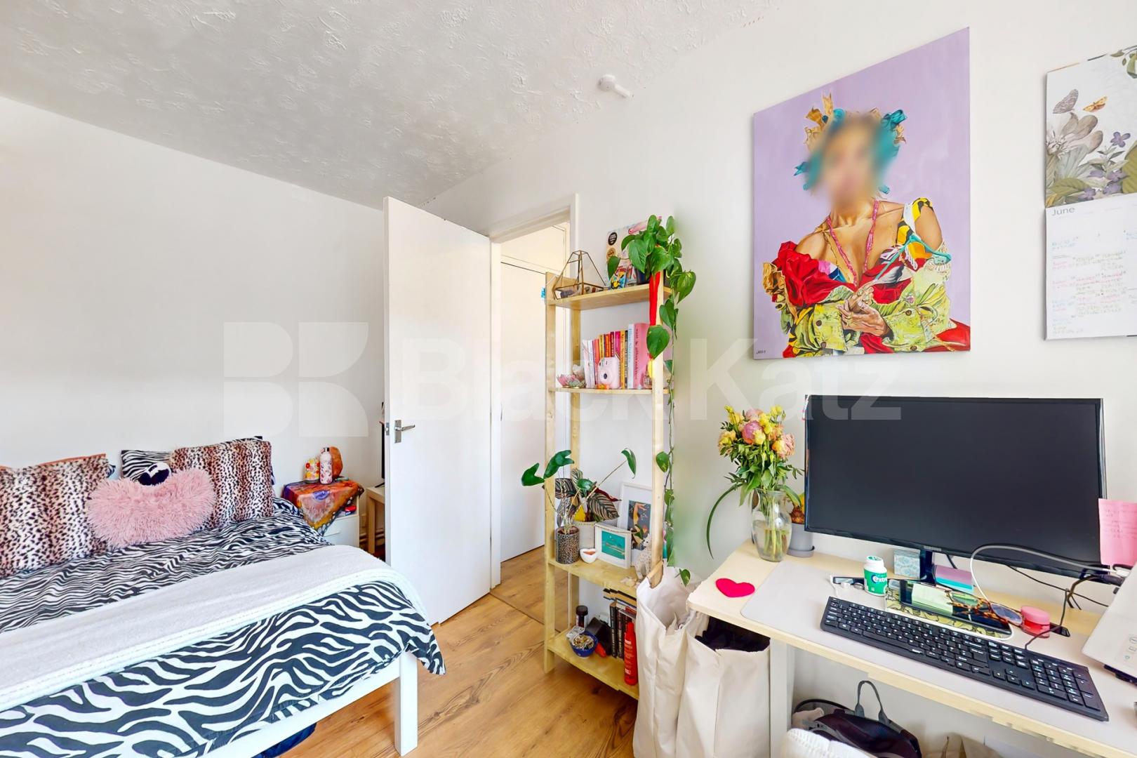 1230 Sq.ft. Four bedroomed apartment moments from Vauxhall Station.  Glasshouse Walk, Vauxhall SE11